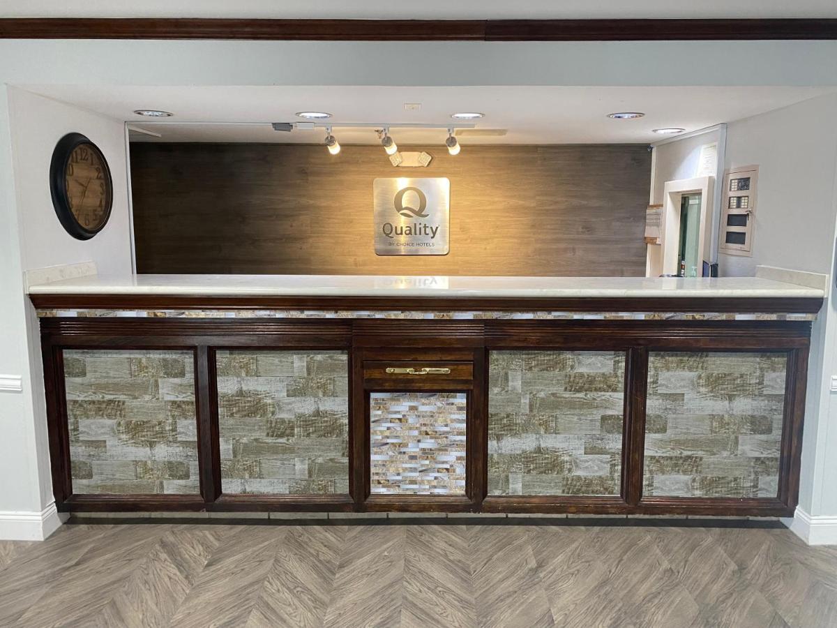 Quality Inn Rocky Mount Buitenkant foto