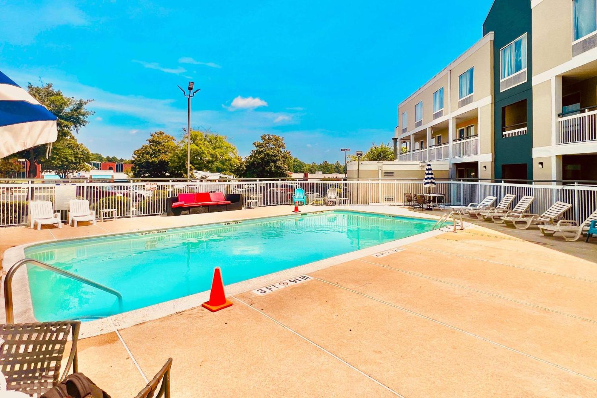 Quality Inn Rocky Mount Buitenkant foto
