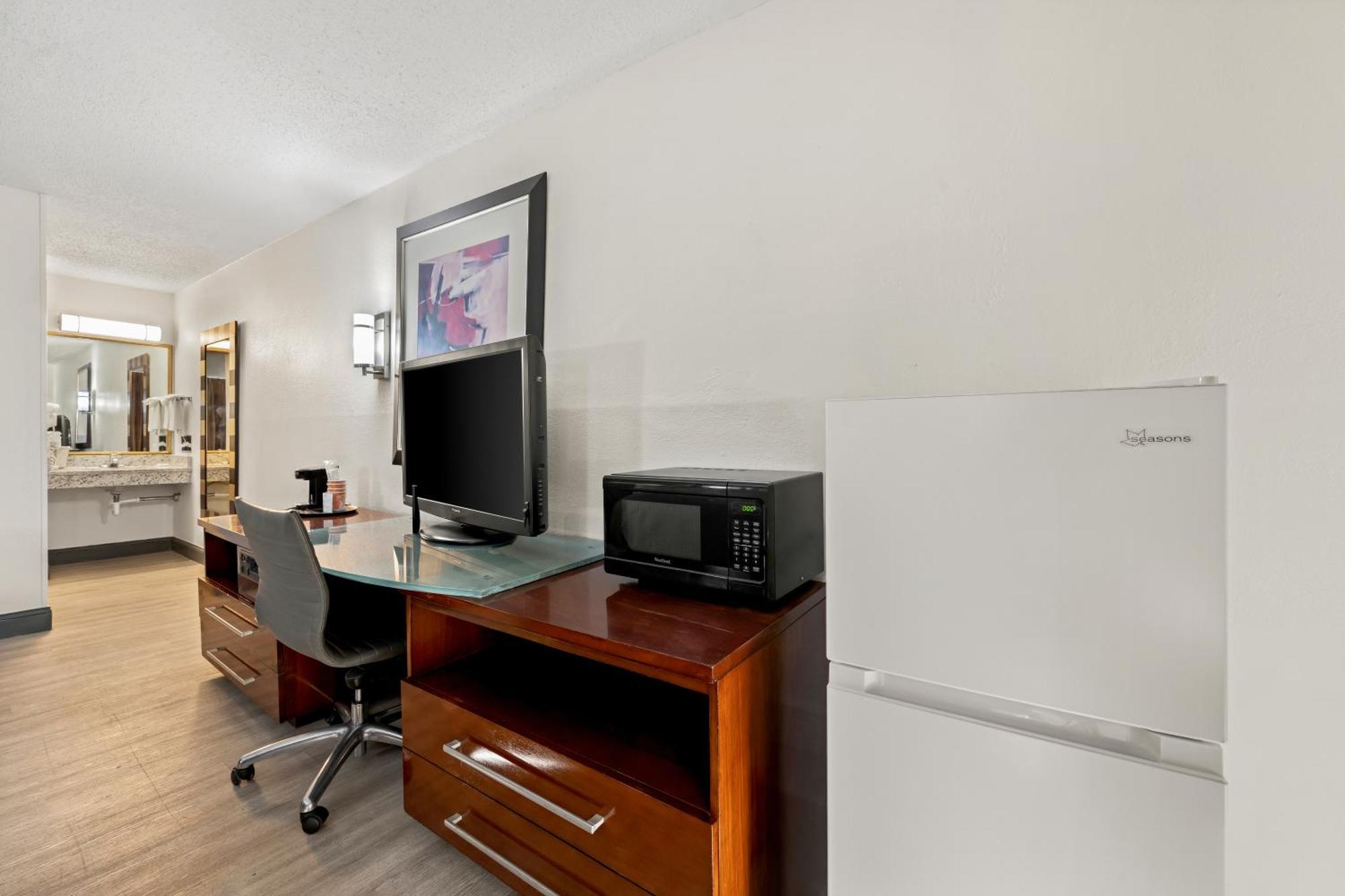 Quality Inn Rocky Mount Buitenkant foto