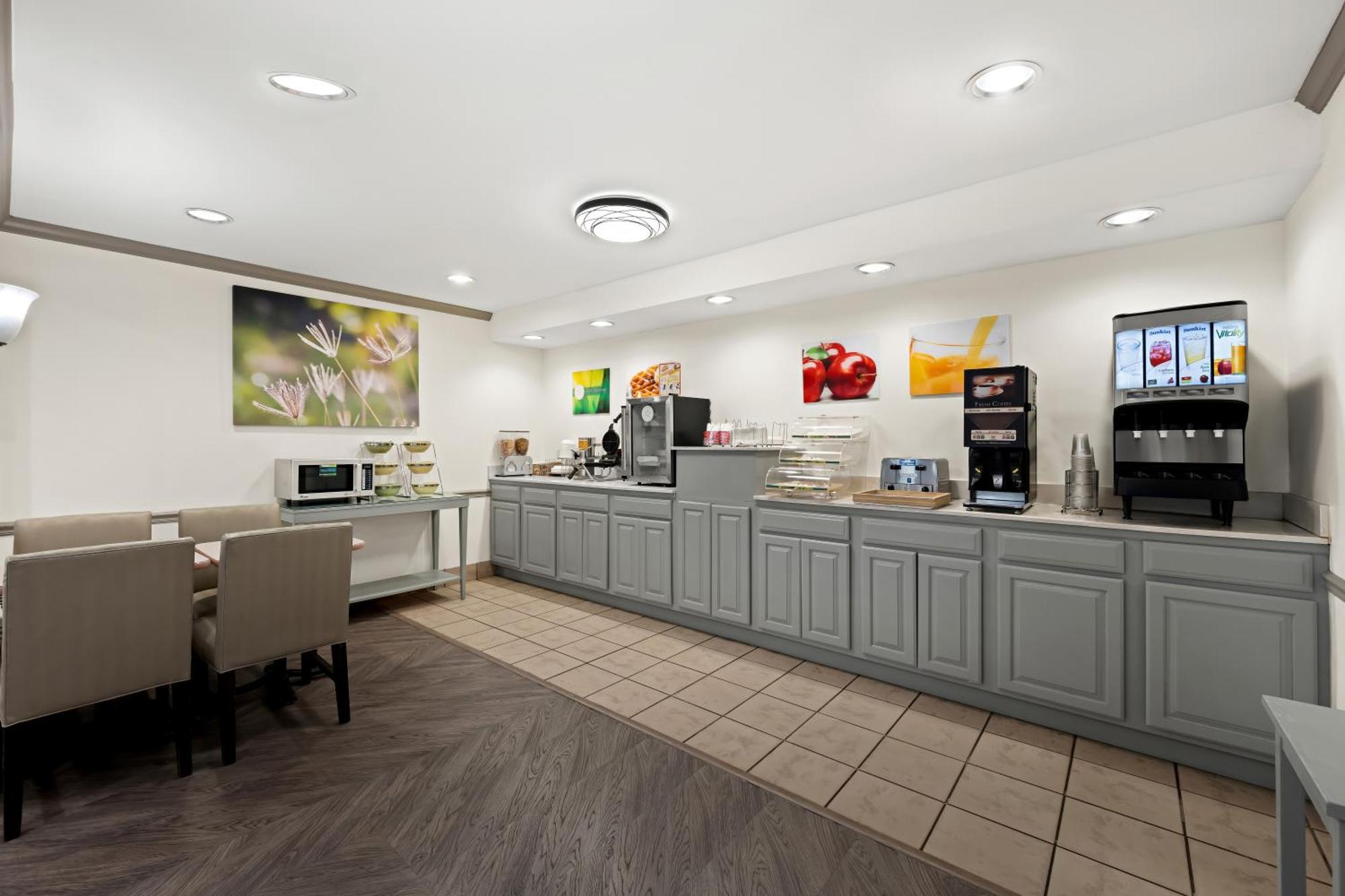 Quality Inn Rocky Mount Buitenkant foto