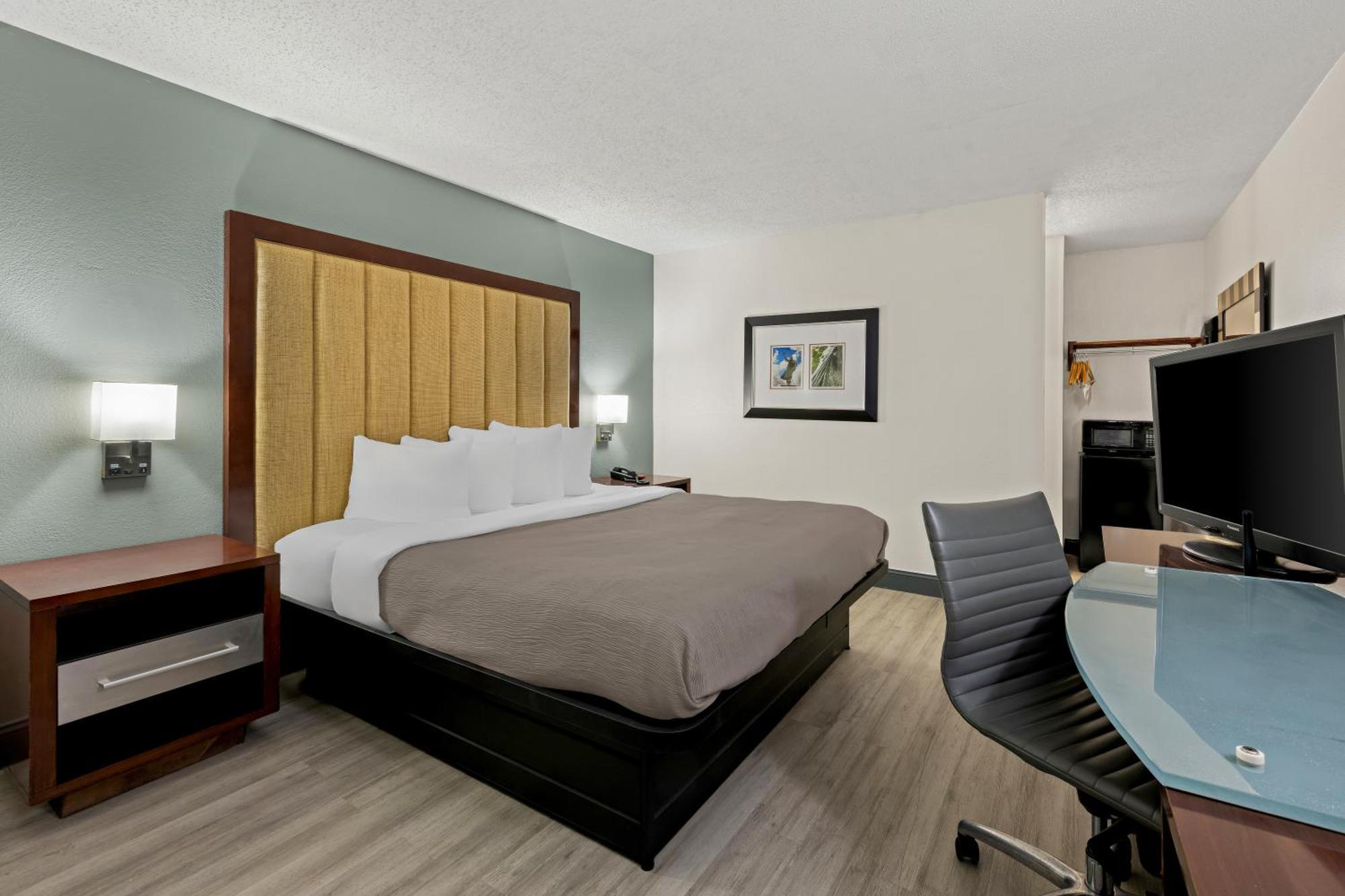 Quality Inn Rocky Mount Buitenkant foto