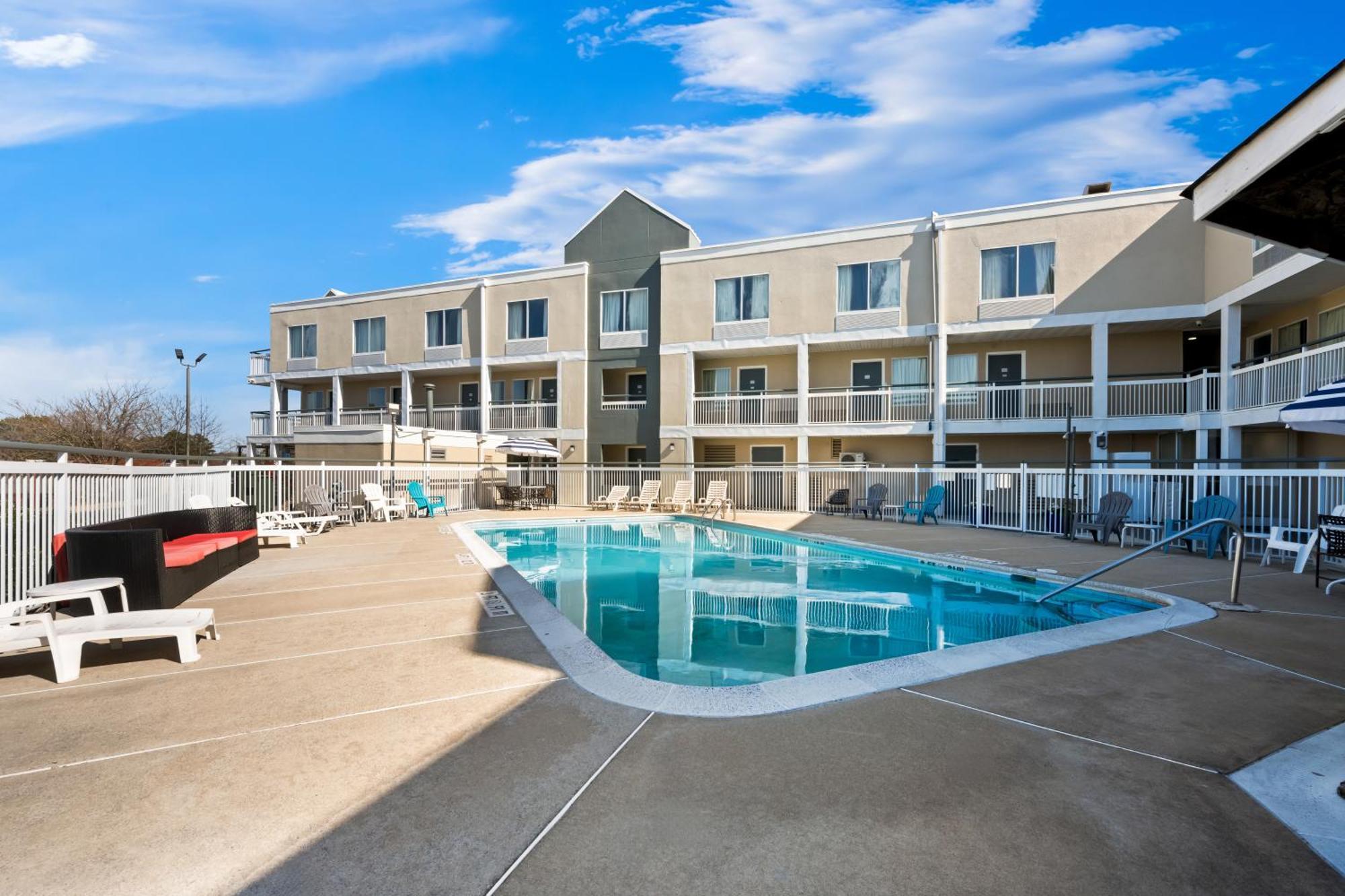Quality Inn Rocky Mount Buitenkant foto